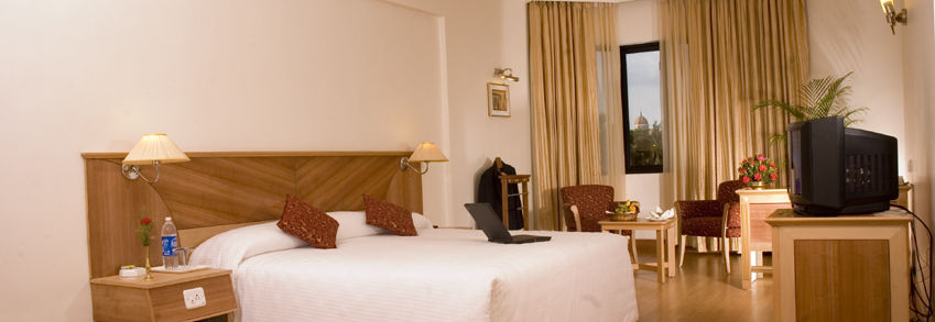 The South Park Hotel Thiruvananthapuram Dış mekan fotoğraf